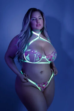 In A Trance Bra Set(In A Trance Bra Set) 10 In A Trance Bra Set(In A Trance Bra Set) -Serpent Lane glowinthedarkplussizebrasetharness
